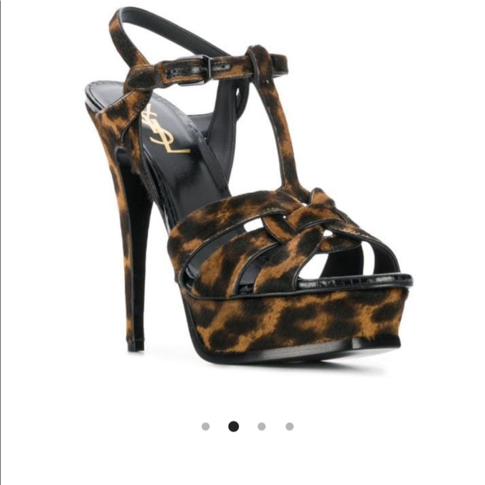 YSL Heels size 39 never worn